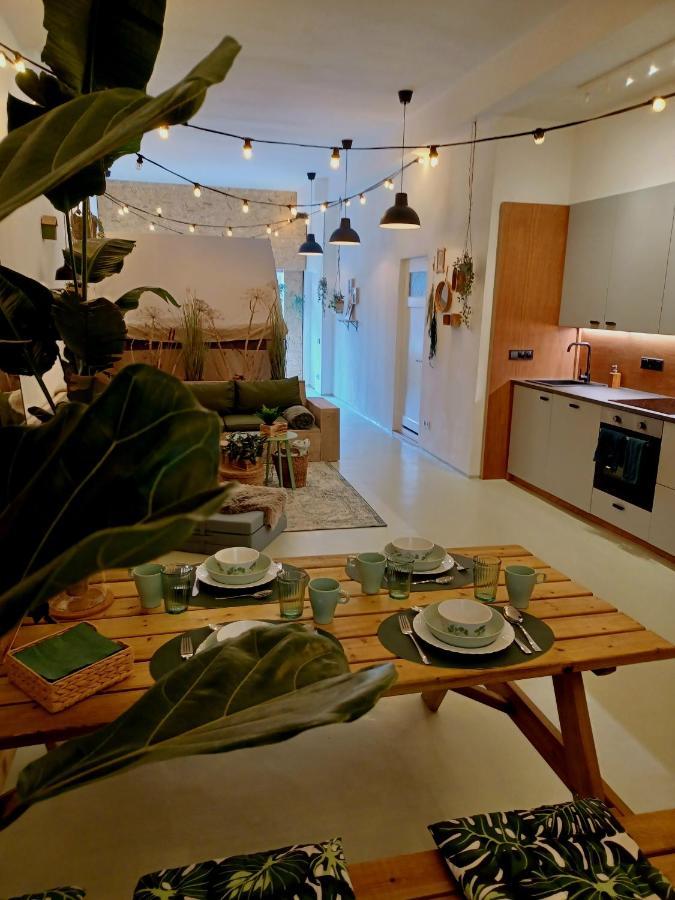 75M2 Indoor Glamping Scheveningen The Hague Exterior photo